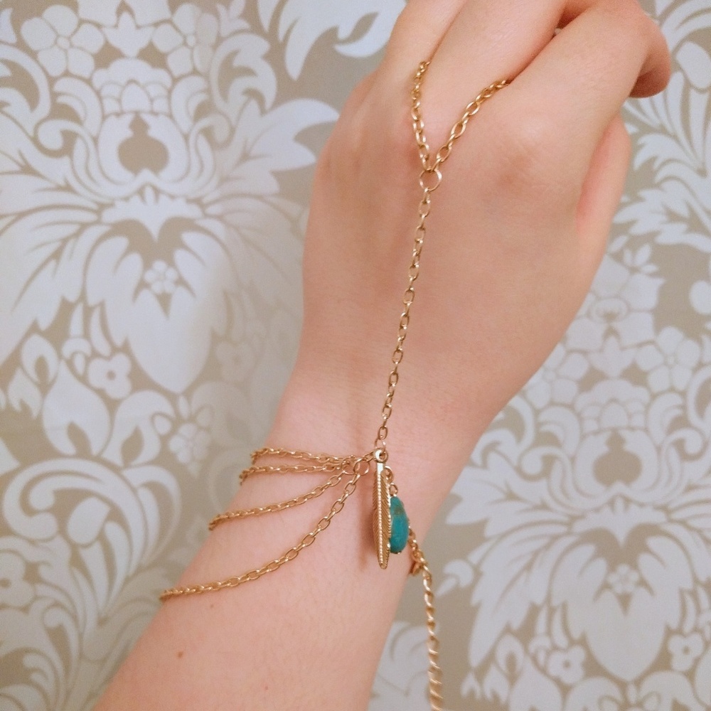 🍨BOGO 50% OFF🍨 Turquoise Linked Ring Bracelet